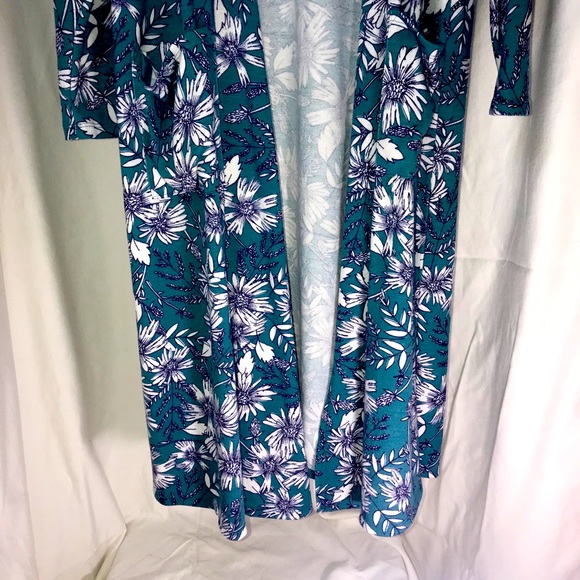 LuLaRoe Sarah Cardigan - Picture 2 of 3